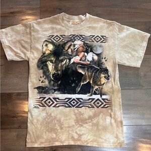 The Mountain Beige Geometric Wolf Tee